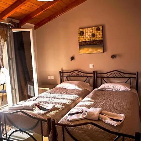 Athina Studios And Apartments Άγιος Γεώργιος Πάγων Εξωτερικό φωτογραφία