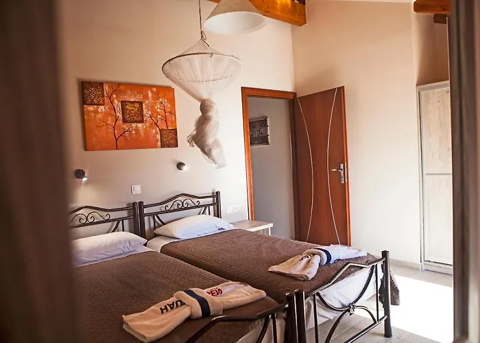 Athina Studios And Apartments